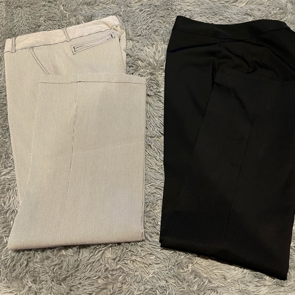 Bundle of dress pants - Picture 2 of 5